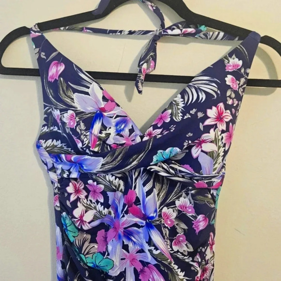 Moontide Floral Halter Top Bething Suit - Picture 3 of 6